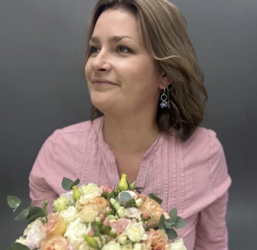 Полина — основательница салона